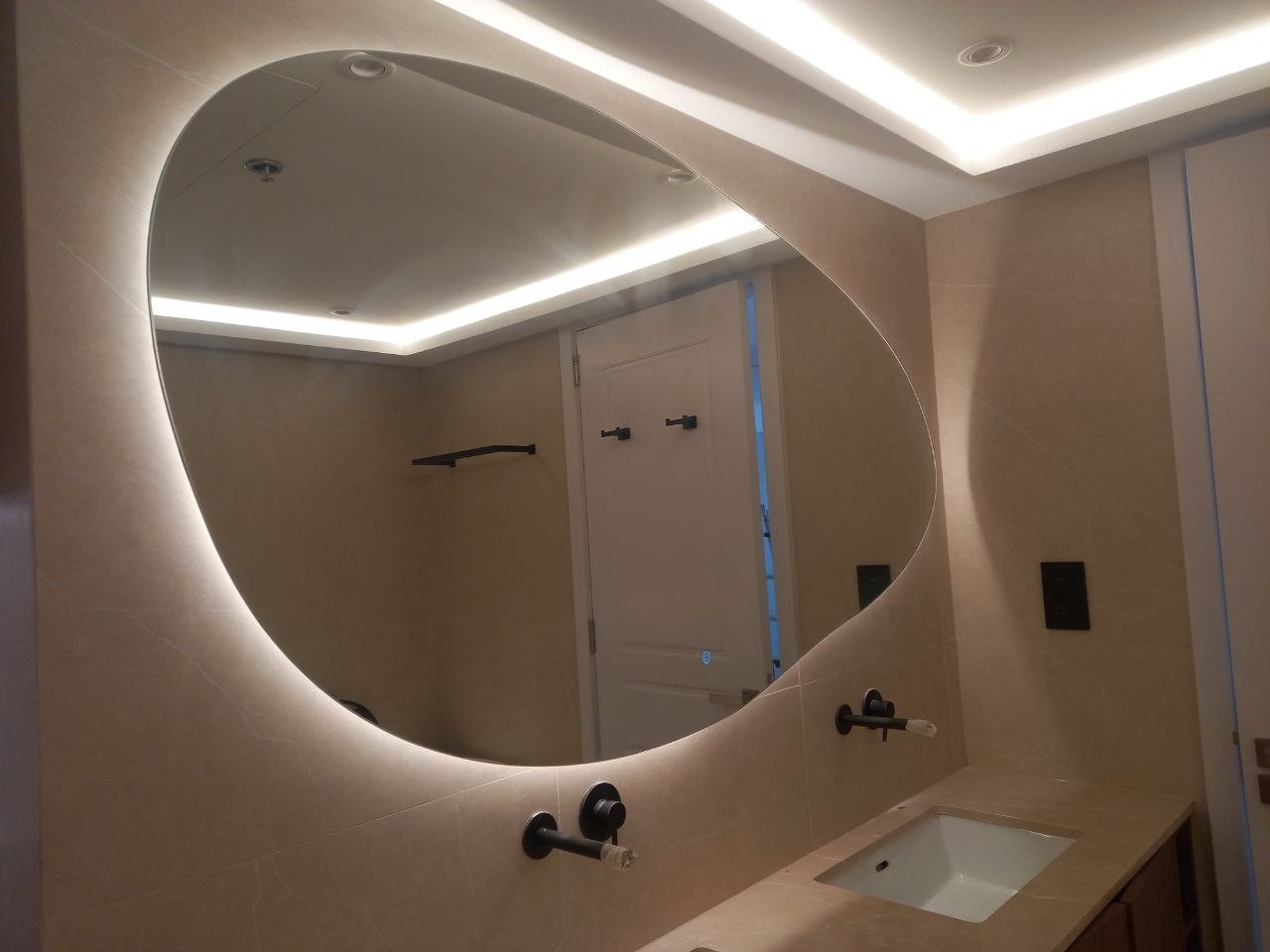 Professional Glass Installation Company Dubai UAE