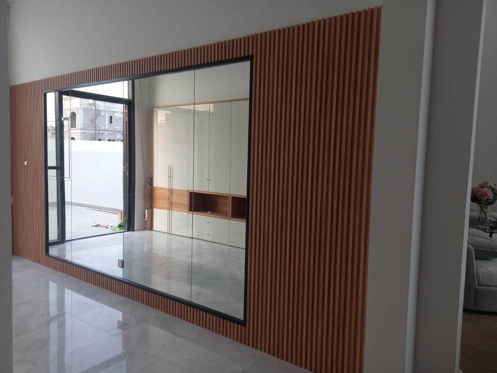 Custom Mirror Dubai